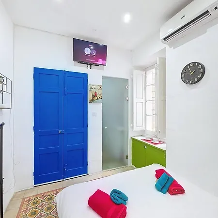 Cozy Next To Valletta Apartament
